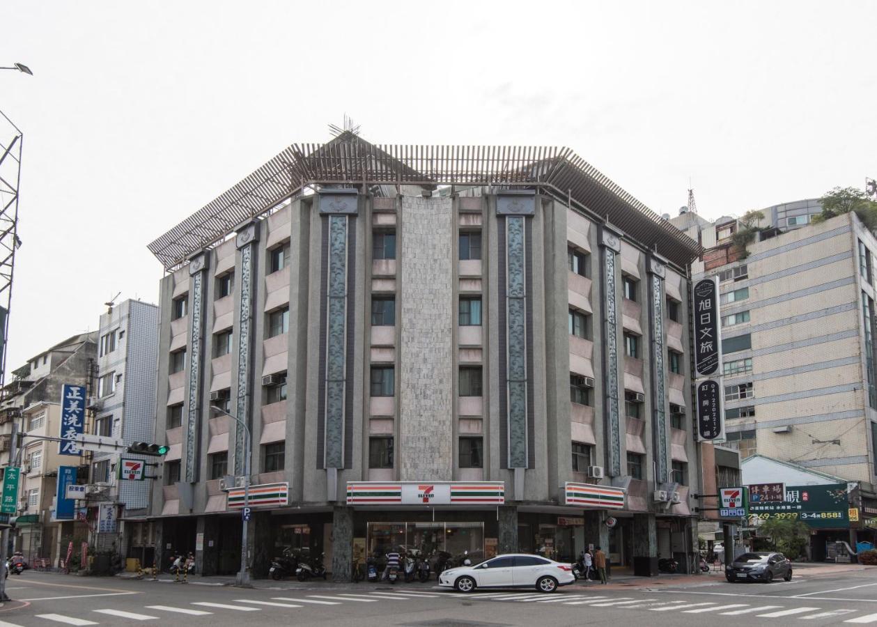 Raise Hotel Taichung Exterior photo